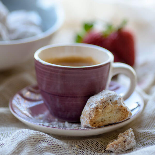 Morning coffee/tea/fruit/granola