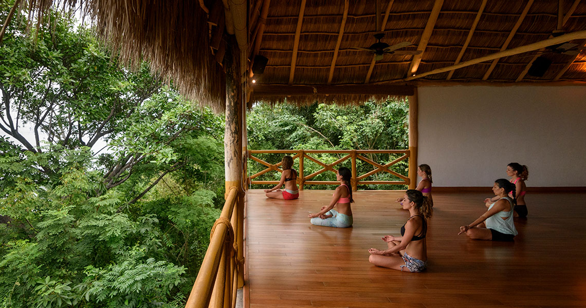 Happiness Yoga Retreat in Paradise
