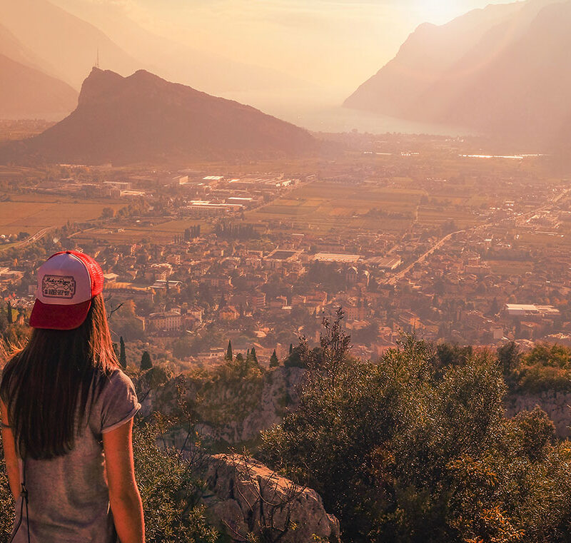 8 Simple Ways to Stay Fit and Healthy While Traveling