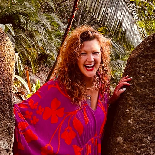 Jenn Dashem Photo as a group leader at Xinalani Retreat