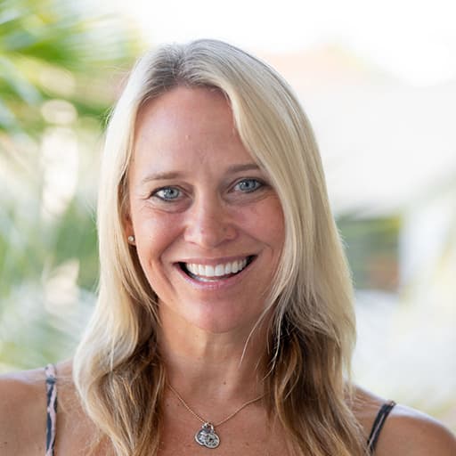 Kiley Enmark Photo as a group leader at Xinalani Retreat