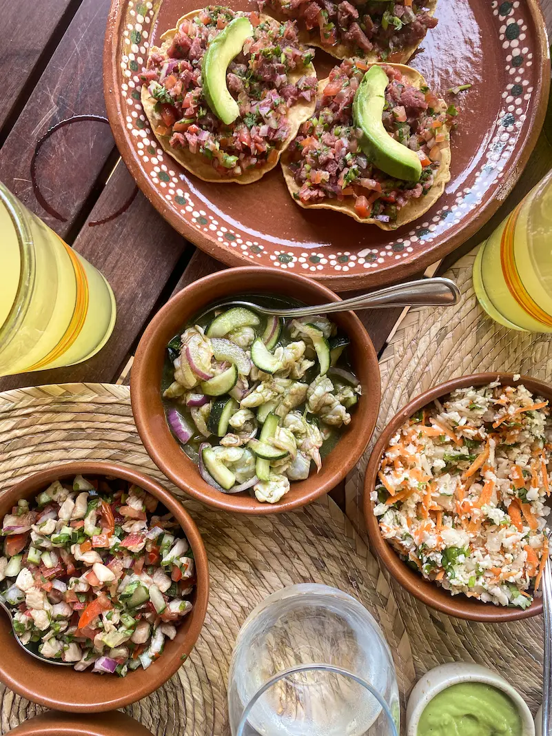 Deliciosa comida en Xinalani Retreat
