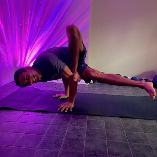 Brendan Gallery Photo as a group leader at Xinalani Retreat