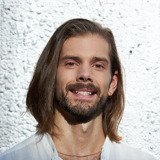 Levi Nordquist Photo as a group leader at Xinalani Retreat