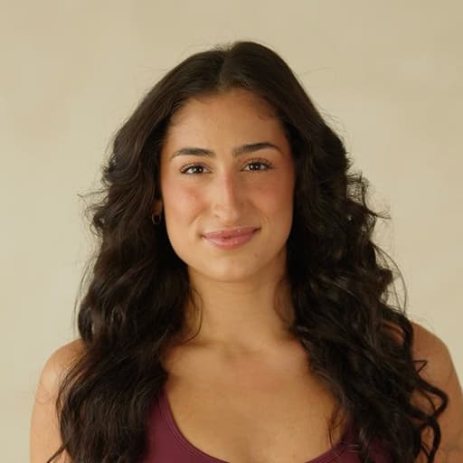 Elysia Rodriguez Photo as a group leader at Xinalani Retreat