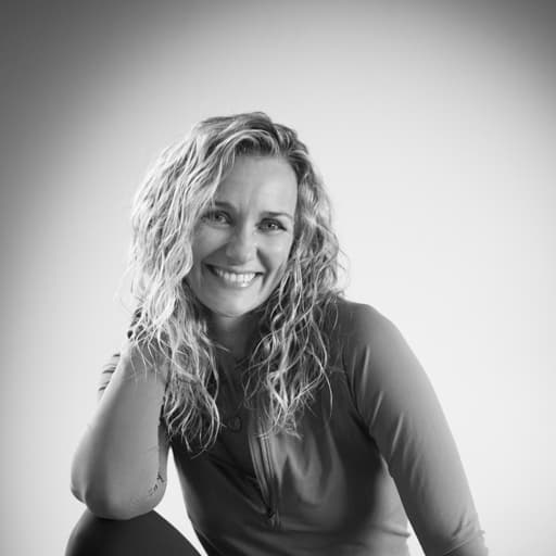 Janelle Morcombe Photo as a group leader at Xinalani Retreat