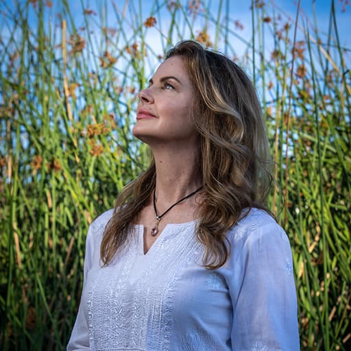 Iyengar Yoga Experience: Immersed in Nature