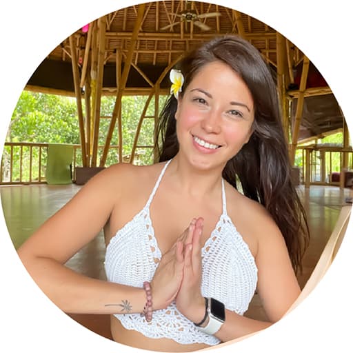 Fabiola Padilla Photo as a group leader at Xinalani Retreat