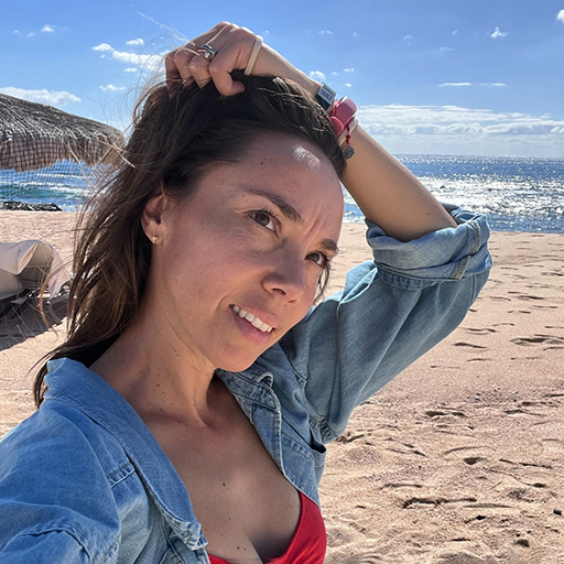 Bernardette Pagés Photo as a group leader at Xinalani Retreat