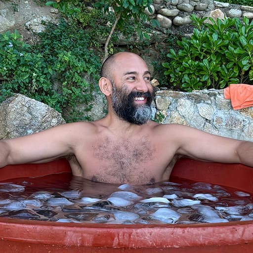 Gabriel Tavera Photo as a group leader at Xinalani Retreat