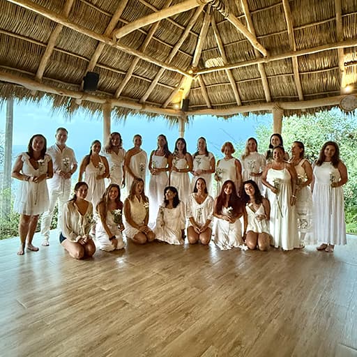 Surfeando las Olas del Cambio