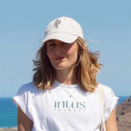 Beatriz Brun Photo as a group leader at Xinalani Retreat