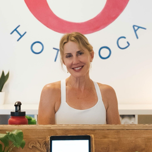 Shannon Engelhardt Photo as a group leader at Xinalani Retreat